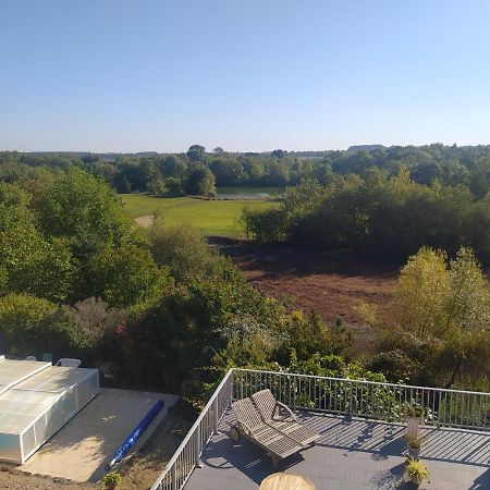 Gite La Pironniere - Piscine, Nature, Au Bord De La Riviere Montreuil-sur-Maine Ngoại thất bức ảnh